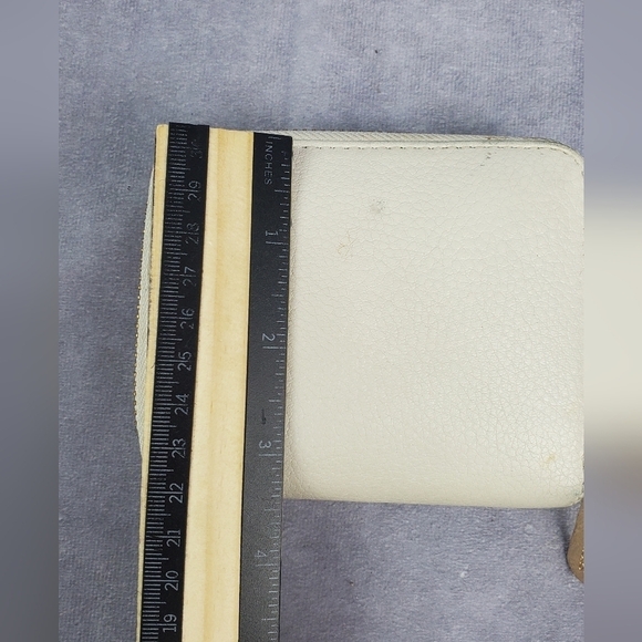 Michael Kors Two Fold  Beige Card holder Wallet - Picture 9 of 12